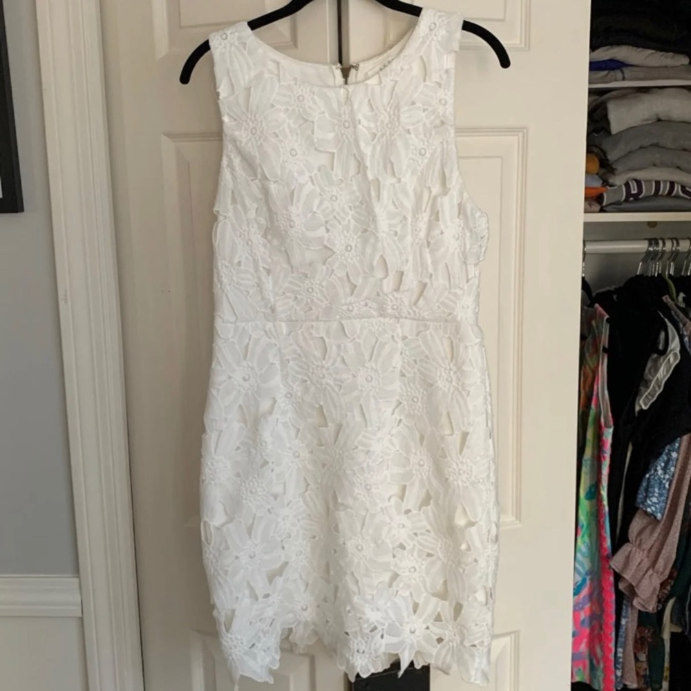 ASTR white lace dress size L